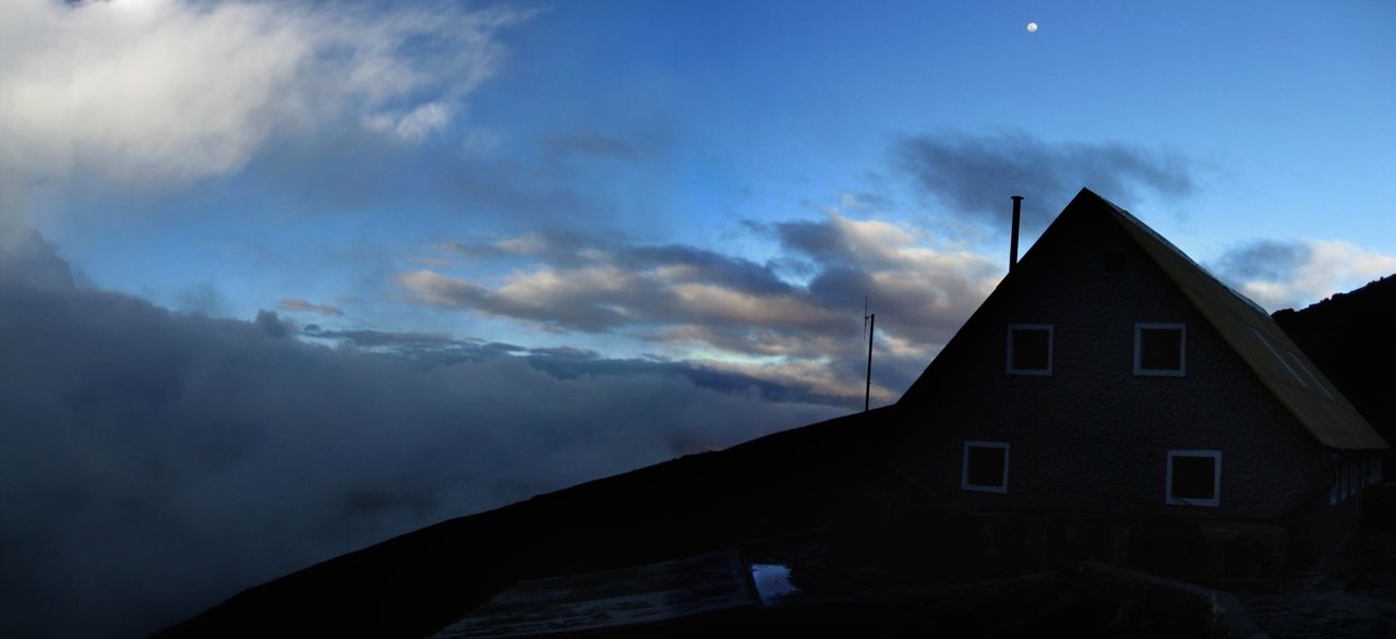 Cotopaxi Hut
